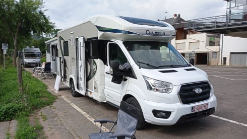 720 Titanium Premium – 5p Chausson semi-integrated from 2021 - NEW CONDITION