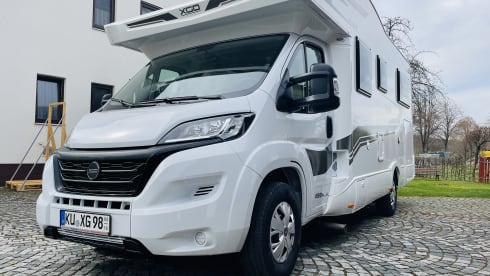 Halifax – Entdecken Sie Bequemes Teilintegriertes Wohnmobil für 4 Personen BJ 2022