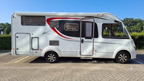 Bürstner Viseo i690G integraal camper 4 pers. automaat+fietsendrager