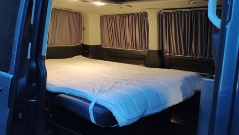 Happy Camper – Luxury 4/5p bus camper Volkswagen Multivan from 2008
