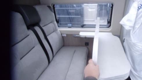 Vany – Fully equipped self-sufficient van