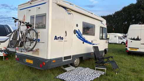 Arto – 3 berth Niesmann + Bischoff Arto 59b