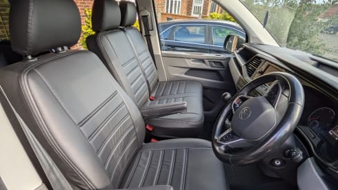Annie – 4 berth VW family campervan (2021)