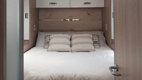 Superb super-equipped Camper