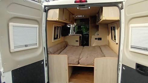 Rollerteam – Citroën-Wohnmobil mit 2 Schlafplätzen aus dem Jahr 2020