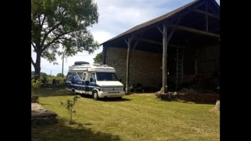 Kluk kluk – Wohnmobil mit (Fahrrad-)Träger und Rampe!