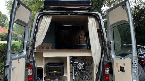 4p Renault bus from 2009