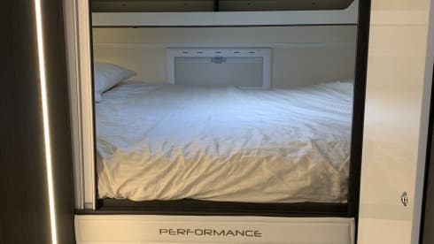 Millie – Spacious beautiful family mobile home 5 people (Driver's license B) 170 HP