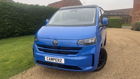 Volkswagen campervan met 4 slaapplaatsen vanaf 2025