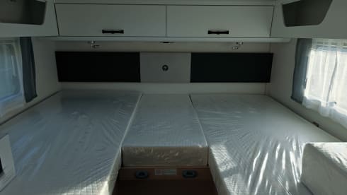 4p Sunlight semi-integrated uit 2024