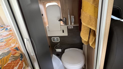 Uluru – 4p Hymer Ayers Rock bus uit 2018