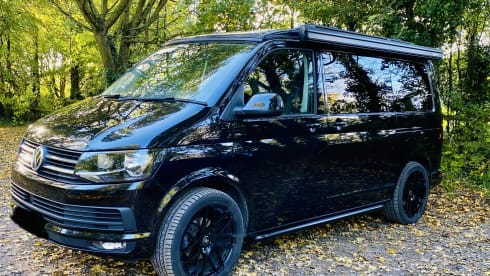 Betty – 4 Berth VW T6 Camper - South West