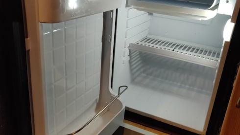 De Reizende Levensgenieter – Nice Fiat camper bus for 2-4 people