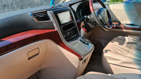 Mabel – Easy to drive, cosy automatic camper 
