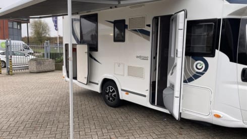 4p Chausson semi-integrated from 2018