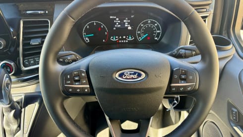 Doreen – Ford-Wohnmobil mit 4 Schlafplätzen ab 2024