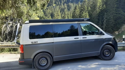 Dolomiti – 4p Volkswagen bus from 2017