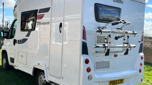 Elsie – Luxury motorhome includes insurance and breakdown 