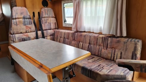 Buurtje – 5p Dethleffs integrated from 1997