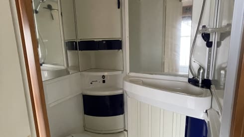 3p Hymer integrated from 2001