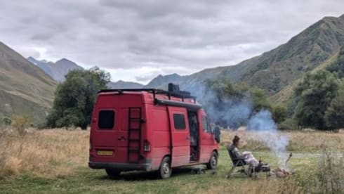 BussievanBassie – 2p Mercedes-Benz bus uit 2005