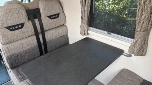 Edge 466 – Swift Edge, 6 Berth, 6 Seatbelts
