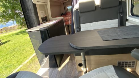 CliffDC – CliffDC - 2pers. Citroen Campervan from 2024