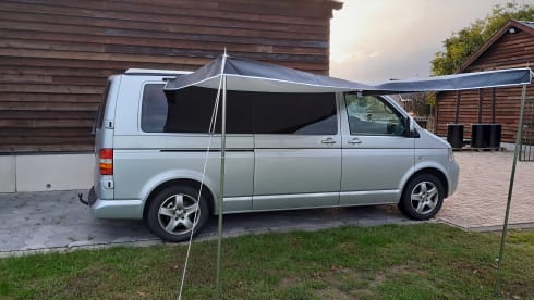 Volkswagen camper van for 4p