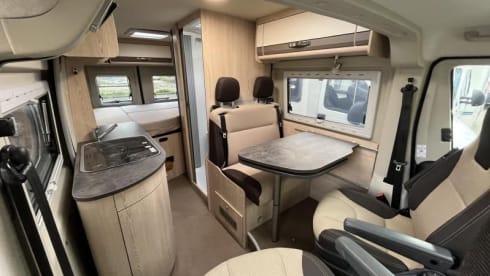 Luxury 2 person Possl Summit 600 (2019)