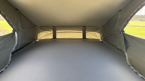 4-person Volkswagen California bus camper T5