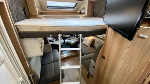 The Adventure Wagon – Family Friendly 6 berth Adventure Wagon
