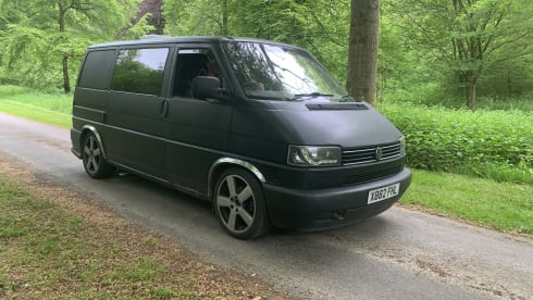 Moonraker – Custom VW T4 Glamping, thetford toilet 