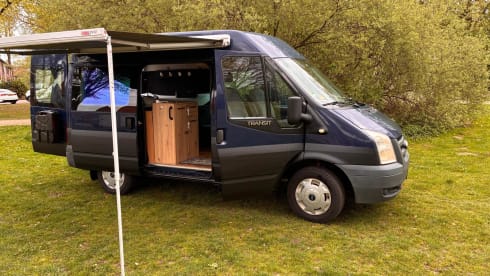 Camperbus van Jacqueline (for family and friends only!) – 2p Ford campervan uit 2007