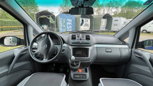 Blu – Mercedes Benz Viano Marco Polo 4 seats