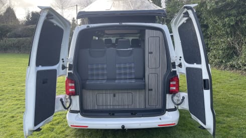 Caroline – T6 Luxury Conversion  - Dog Friendly, Insurance included