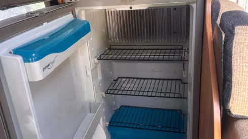 Camperverhuurvalencia.com – Nice camper for rent in Valencia