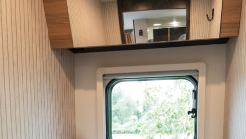 King VII – Brand new Rimor camper for 5