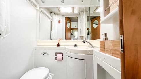 Perfect family camper with bunk bed