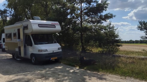 Cees – Alkoof Camper (1997) - km vrij - huisdieren toegestaan