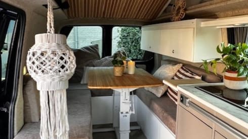 Holivan – 2p Volkswagen other from 2017