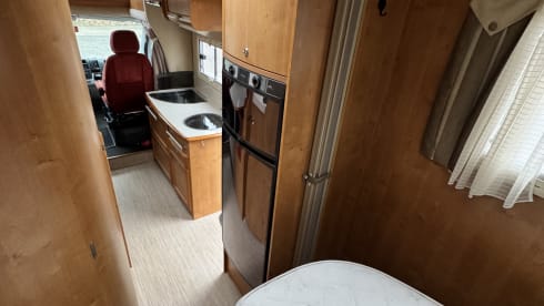 Gezinscamper – 4p Rapido semi-integrated from 2009