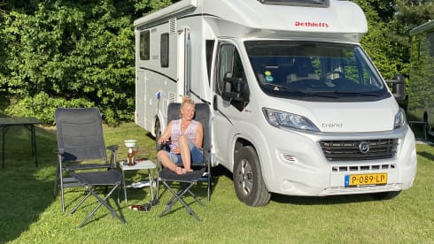Roxi – Dethleffs Semi-integrated 4p from 2021 (Very nice and complete)