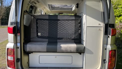 El Grando – Nissan Elgrand campervan 