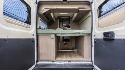 Joy – Beautiful 3p Pössl bus camper from 2020
