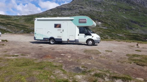 6p Chausson alcove