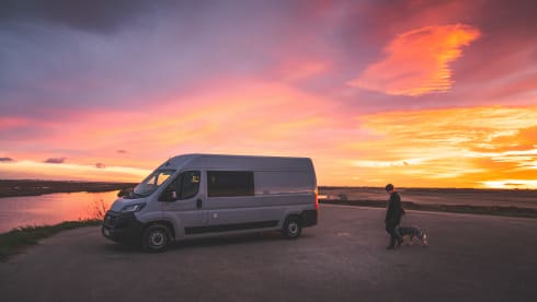 Patsy – 2p Fiat campervan uit 2020