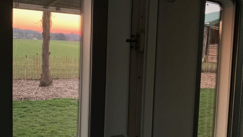 Droom op wielen! – Luxury family camper with very large living space