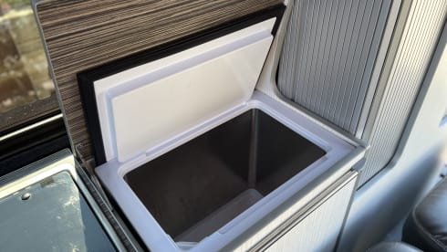 Stella – Beautiful 4 Berth VW Campervan