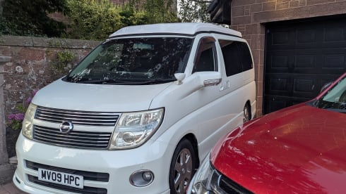 Jim – Nissan Elgrand Campervan