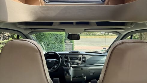 OK camper – 4p McLouis semi-integrated uit 2022